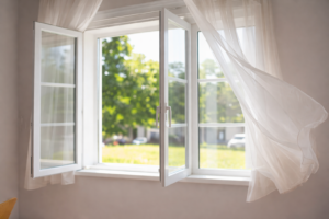 Como manter a casa fresca no calor sem gastar muito